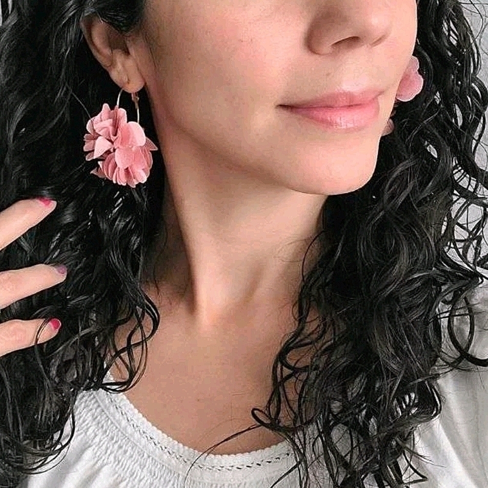 Gold tone boho Hoop Earrings Pink Flower Petals lightweight feminine 💖2/$30